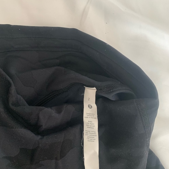 Lululemon Wunder Train High-Rise Tight 25” Black Camo Leggings - Picture 4 of 4
